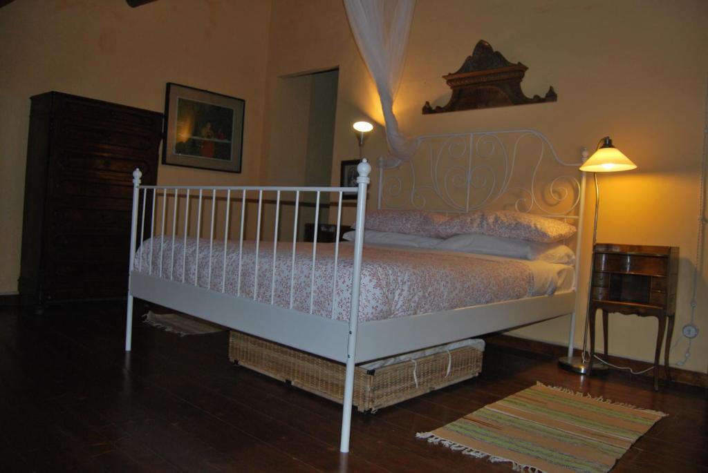 Tenuta Rivalazzo Pensionat Noceto Rum bild